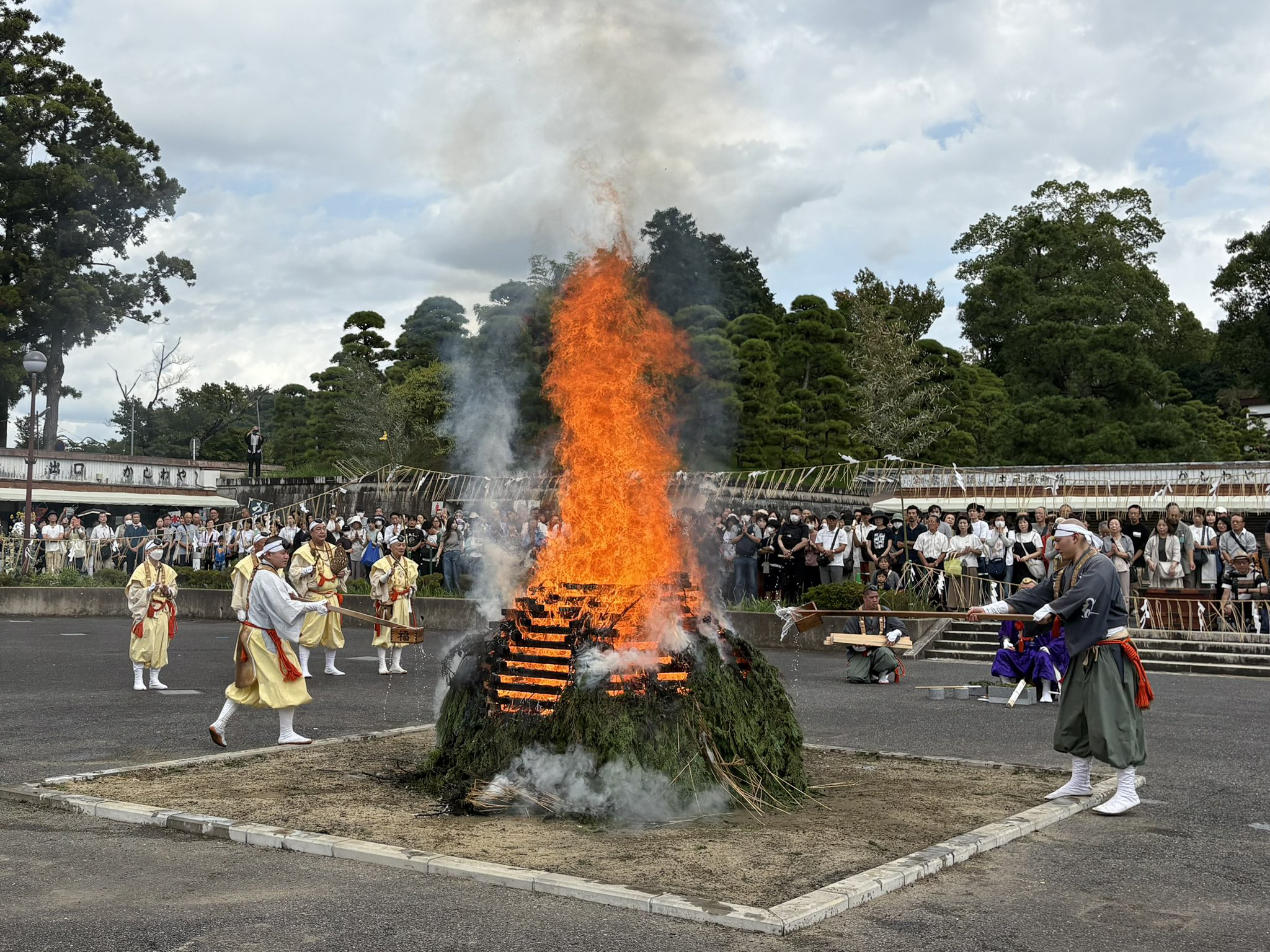 御深井面取三足香炉　見立て筒盃 御深井面取三足香炉 見立て筒盃